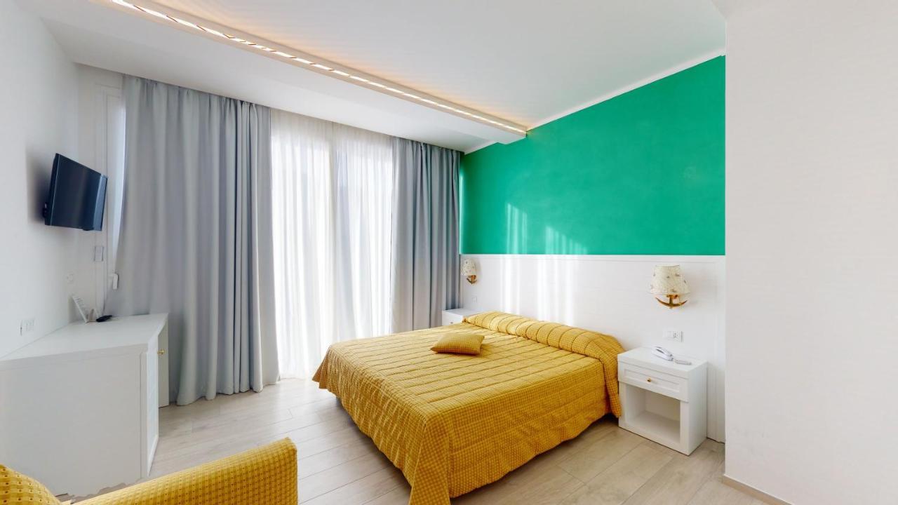Hotel Zunino Spotorno Esterno foto