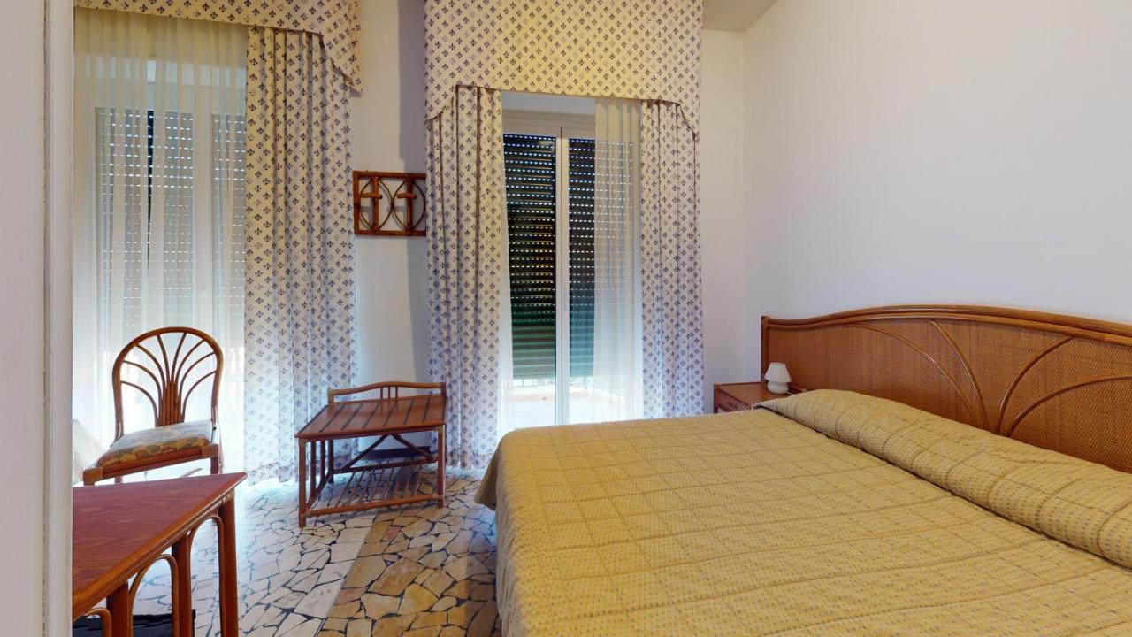 Hotel Zunino Spotorno Esterno foto