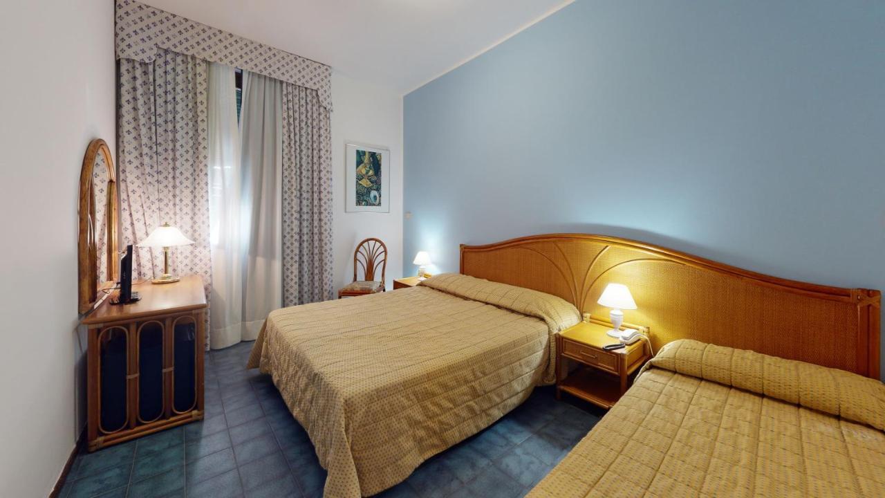 Hotel Zunino Spotorno Esterno foto