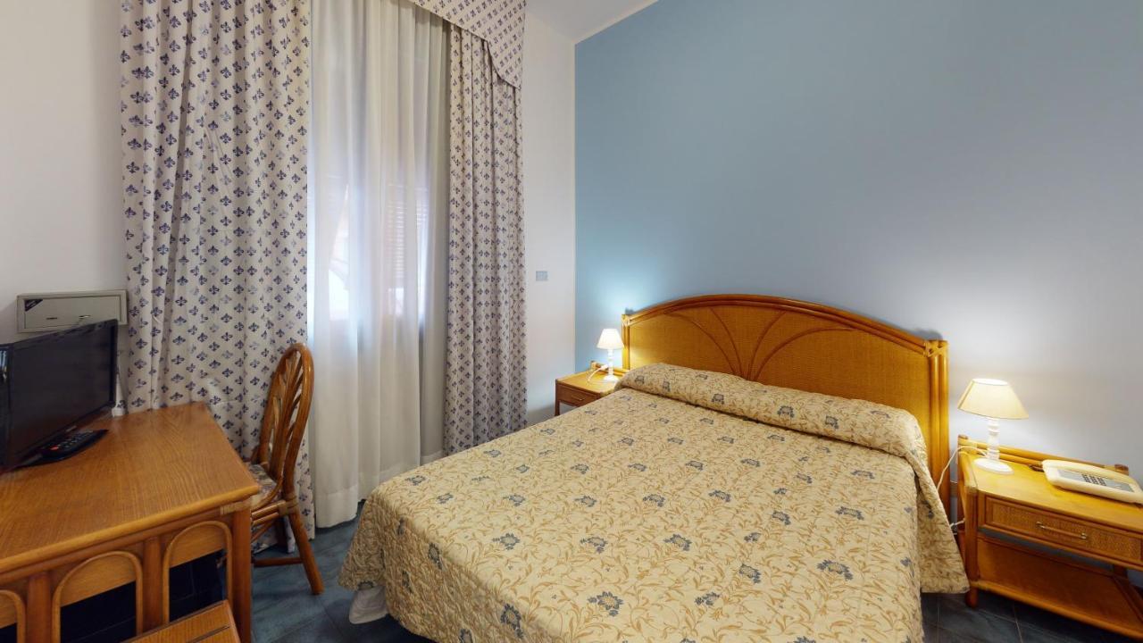 Hotel Zunino Spotorno Esterno foto