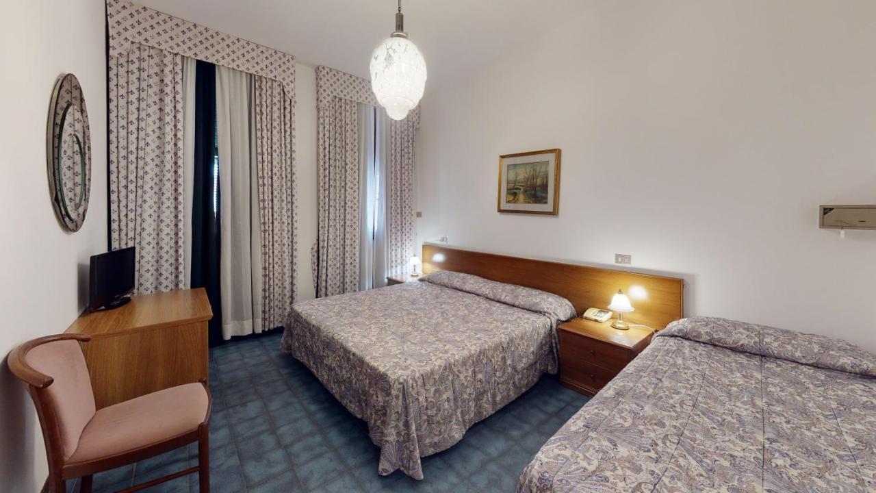Hotel Zunino Spotorno Esterno foto