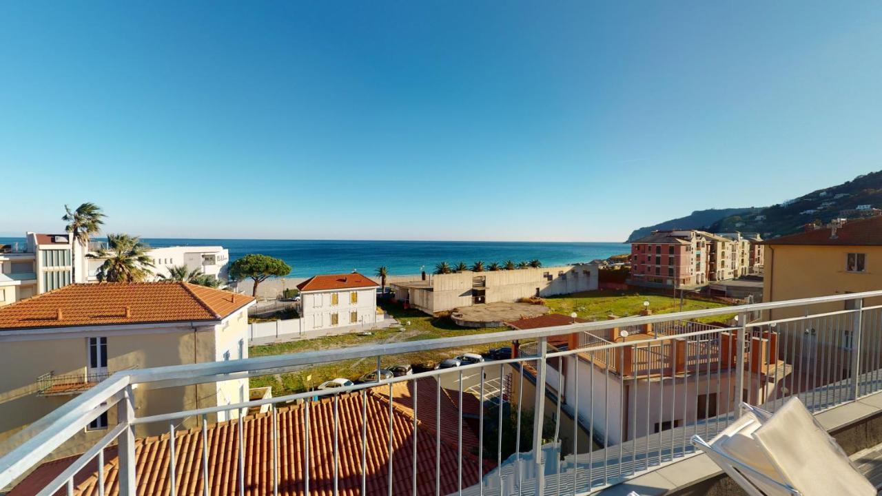 Hotel Zunino Spotorno Esterno foto