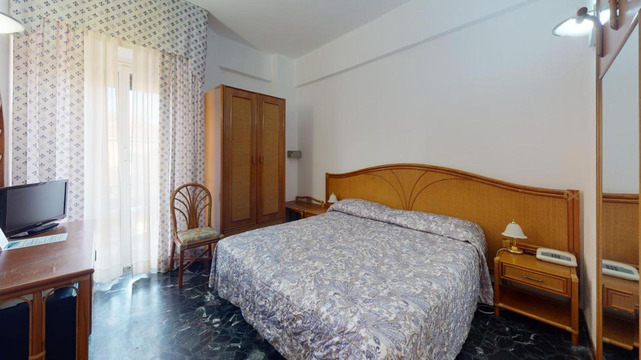 Hotel Zunino Spotorno Esterno foto