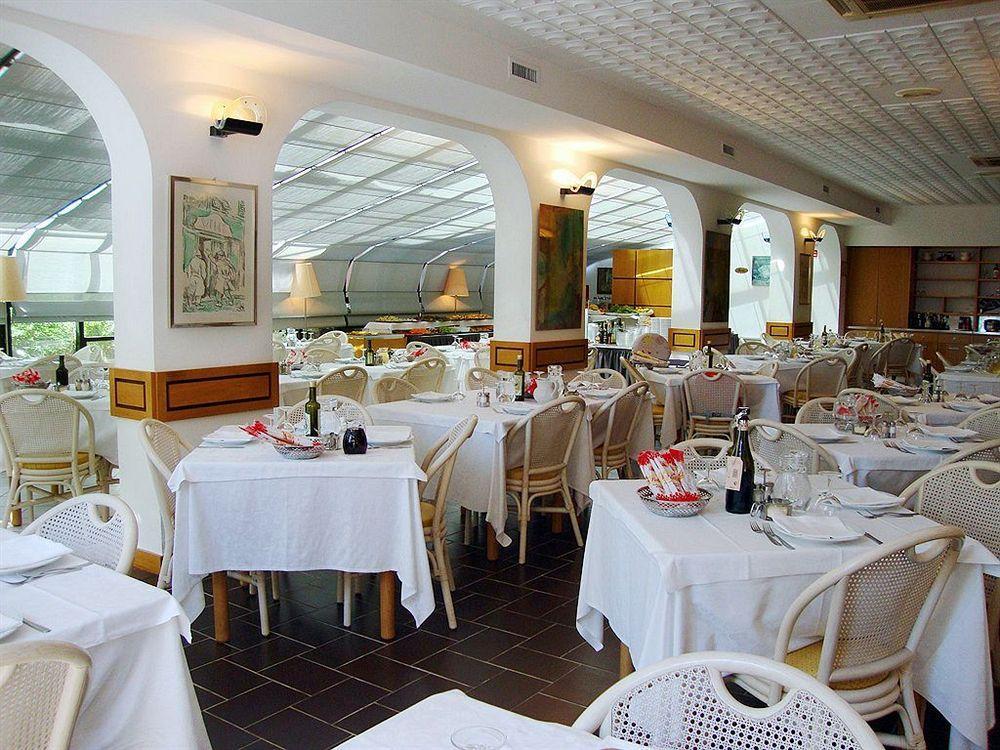 Hotel Zunino Spotorno Esterno foto